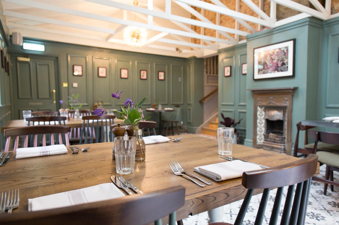 The Dundas Arms Kintbury Exterior foto