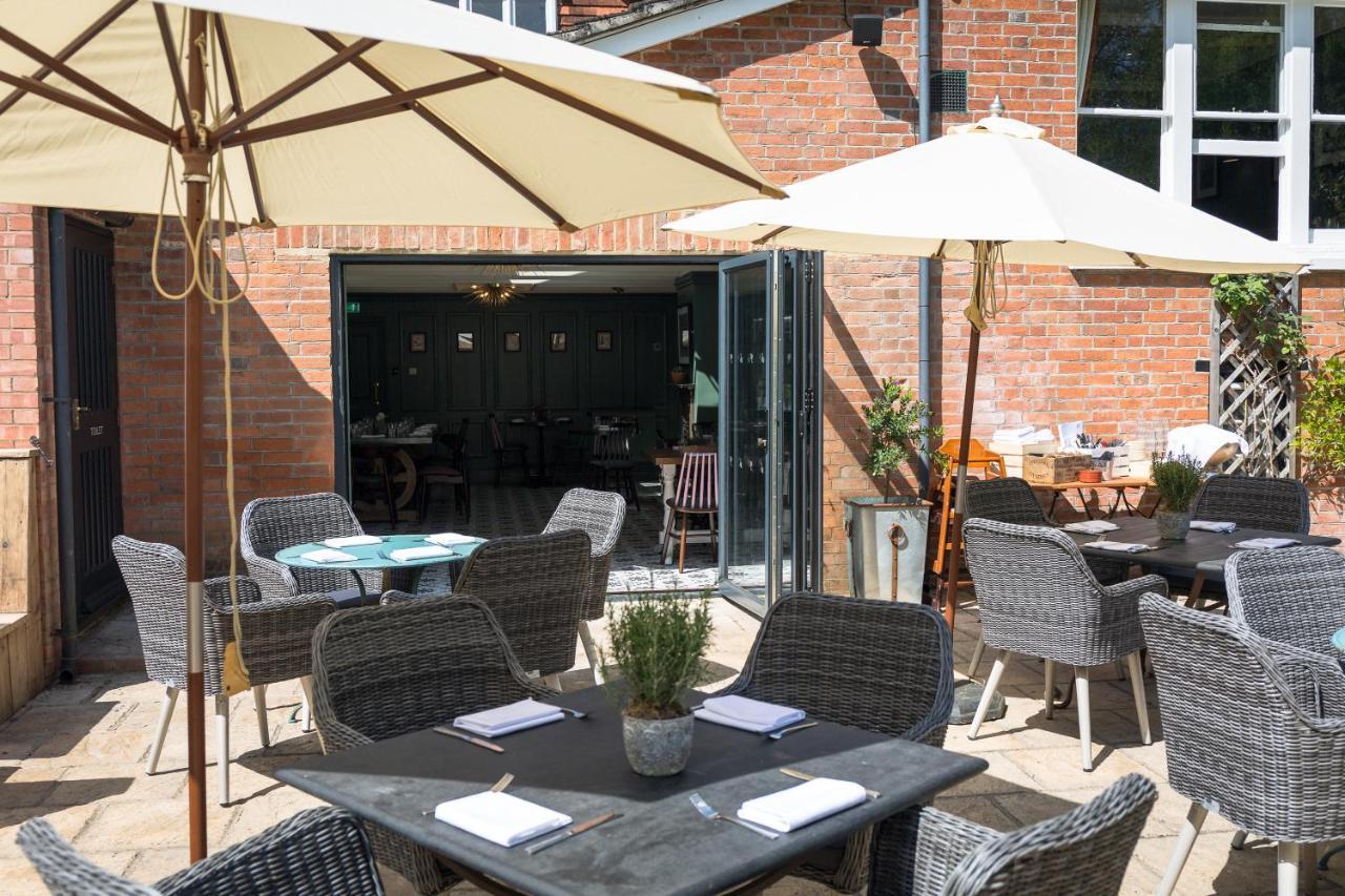The Dundas Arms Kintbury Exterior foto